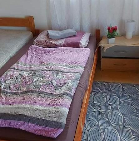 Hotel Badacsonyi Pihenes Privat Berlemeny Badacsonytomaj Exterior foto