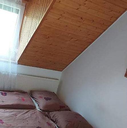 Hotel Badacsonyi Pihenes Privat Berlemeny Badacsonytomaj Exterior foto