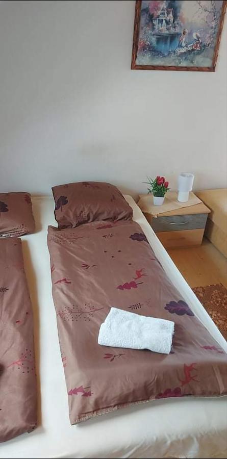 Hotel Badacsonyi Pihenes Privat Berlemeny Badacsonytomaj Exterior foto