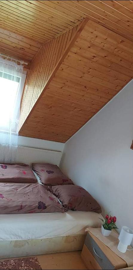 Hotel Badacsonyi Pihenes Privat Berlemeny Badacsonytomaj Exterior foto