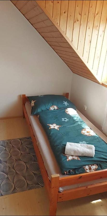 Hotel Badacsonyi Pihenes Privat Berlemeny Badacsonytomaj Exterior foto